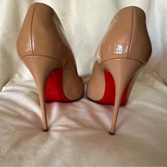CHRISTIAN LOUBOUTIN PIGALLE HEELS SIZE 39 - Picture 10 of 14